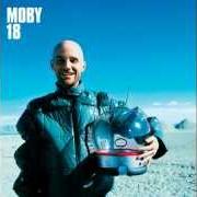 Il testo THE GREAT ESCAPE di MOBY è presente anche nell'album 18 (2002)