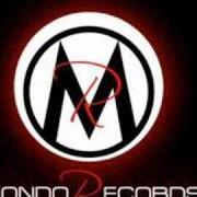 Il testo MAI NESSUNO di MONDO MARCIO è presente anche nell'album Animale in gabbia (2010)