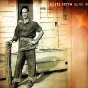Il testo ONE VOICE di PATTI SMITH è presente anche nell'album Gung ho (2000)