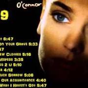 Il testo FEEL SO DIFFERENT di SINEAD O'CONNOR è presente anche nell'album I do not want what i haven't got (1990)