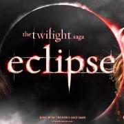 Il testo A MILLION MILES AN HOUR di SOUNDTRACK è presente anche nell'album The twilight saga   eclipse