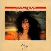 Il testo DINDIMBÒ di TERESA DE SIO è presente anche nell'album Tre (1983)