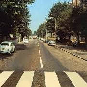 Il testo POLYTHENE PAM dei THE BEATLES è presente anche nell'album Abbey road (1969)