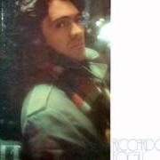 Il testo È MEGLIO SE AMORE NON DIVENTERÀ di RICCARDO FOGLI è presente anche nell'album Torna a sorridere (1984)