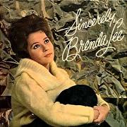 Il testo YOU'RE THE FIRST, THE LAST, MY EVERYTHING di BRENDA LEE è presente anche nell'album Sincerely, brenda lee (#2) (1975)
