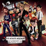 Il testo AUTOCERTIFICANZONE di LO STATO SOCIALE è presente anche nell'album Attentato alla musica italiana (2021)