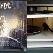 Il testo HAIL CAESAR degli AC/DC è presente anche nell'album Ballbreaker (1995)