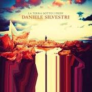 Il testo L'ULTIMO DESIDERIO di DANIELE SILVESTRI è presente anche nell'album La terra sotto i piedi (2019)