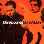 Il testo SUICIDE WOMAN dei DANKO JONES è presente anche nell'album Born a lion (2002)
