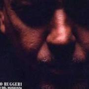 Il testo GLI OCCHI DEL MUSICISTA di ENRICO RUGGERI è presente anche nell'album Gli occhi del musicista (2003)