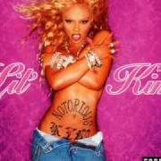 Il testo WHO'S NUMBER ONE? (YOU CAN'T WIN) di LIL' KIM è presente anche nell'album The notorious k.I.M. (2000)