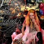 Il testo PATRIOTIC SOB di LITA FORD è presente anche nell'album Wicked wonderland (2009)