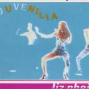 Il testo DEAD SHARK di LIZ PHAIR è presente anche nell'album Juvenilia (1995)