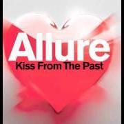 Il testo COME BACK di ALLURE è presente anche nell'album Kiss (2008)