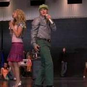 Il testo WHAT I'VE BEEN LOOKING FOR di LUCAS GRABEEL è presente anche nell'album High school musical (2006)