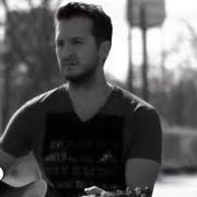 Il testo UP di LUKE BRYAN è presente anche nell'album Born here, live here, die here (deluxe edition) (2021)