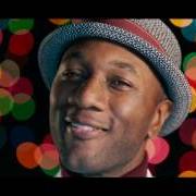 Il testo LOVE COMES HOME di ALOE BLACC è presente anche nell'album Christmas funk (2018)