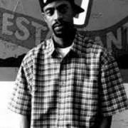 Il testo THROW di MAC DRE è presente anche nell'album Mac dre's the name (2001)