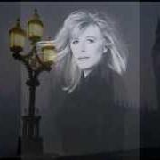 Il testo YESTERDAYS di MARIANNE FAITHFULL è presente anche nell'album Strange weather (1987)