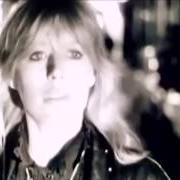 Il testo IRELAND di MARIANNE FAITHFULL è presente anche nell'album A child's adventure (1983)