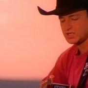 Il testo 'TIL A BETTER MEMORY COMES ALONG di MARK CHESNUTT è presente anche nell'album Almost goodbye (2001)