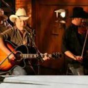 Il testo THINK LIKE A WOMAN di MARK CHESNUTT è presente anche nell'album Savin' the honky tonk (2004)