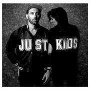 Il testo ONE BLACK SHEEP di MAT KEARNEY è presente anche nell'album Just kids (2015)