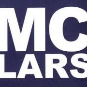 Il testo SIGNING EMO di MC LARS è presente anche nell'album Laptop ep (2004)