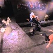 Il testo SYSTEM di MEL & KIM è presente anche nell'album Mel & kim (1987)