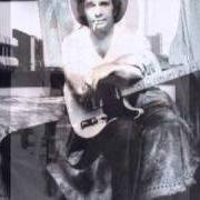 Il testo I DON'T WANT TO SOBER UP TONIGHT di MERLE HAGGARD è presente anche nell'album Back to the barrooms (2006)