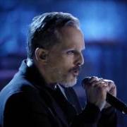 Il testo COMO UN LOBO di MIGUEL BOSÉ è presente anche nell'album Mtv unplugged (2016)