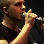 Il testo DARKNESS AHEAD AND BEHIND di MILOW è presente anche nell'album Maybe next year (2010)