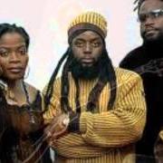 Il testo H.I.M. COME dei MORGAN HERITAGE è presente anche nell'album More teachings (2001)