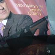 Il testo IRISH BLOOD, ENGLISH HEART di MORRISSEY è presente anche nell'album You are the quarry (2004)