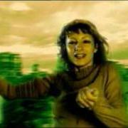 Il testo (INTRO) WAIT FOR di NAJWA NIMRI è presente anche nell'album Carefully (2001)