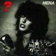 Il testo DER BUS IS SCHON WEG di NENA è presente anche nell'album ? (fragezeichen) (1984)