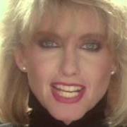 Il testo NIGHT MUSIC di OLIVIA NEWTON-JOHN è presente anche nell'album Two of a kind (1983)