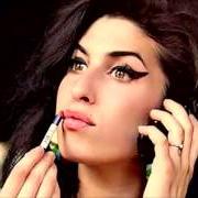 Il testo (THERE IS) NOT GREATER LOVE di AMY WINEHOUSE è presente anche nell'album Frank (2003)