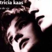 Il testo TROPIC BLUES BAR di PATRICIA KAAS è presente anche nell'album Scène de vie (1990)
