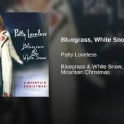 Il testo SILENT NIGHT di PATTY LOVELESS è presente anche nell'album Bluegrass & white snow (2002)