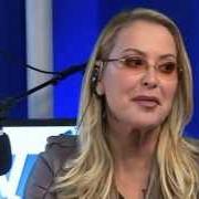 Il testo PAID MY DUES di ANASTACIA è presente anche nell'album Ultimate collection (2015)