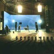 Il testo SALUDO di 6CYCLEMIND è presente anche nell'album Fiesta (2007)
