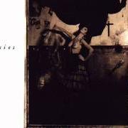 Il testo BROKEN FACE dei PIXIES è presente anche nell'album Surfer rosa (1988)