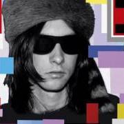 Il testo WHERE THE LIGHT GETS IN dei PRIMAL SCREAM è presente anche nell'album Chaosmosis (2016)