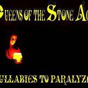 Il testo IN MY HEAD dei QUEENS OF THE STONE AGE è presente anche nell'album Lullabies to paralyze (2005)