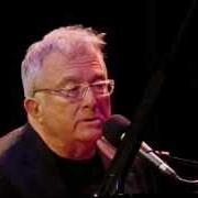 Il testo IN & OUT OF TROUBLE di RANDY NEWMAN è presente anche nell'album Maverick (soundtrack) (1995)