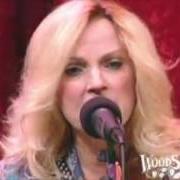 Il testo I HEARD MY SAVIOR CALLING ME di RHONDA VINCENT è presente anche nell'album Destination life (2009)