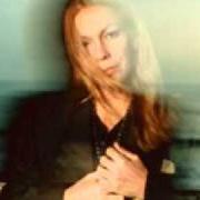 Il testo VESSEL OF LIGHT di RICKIE LEE JONES è presente anche nell'album Ghostyhead (1997)