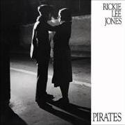 Il testo LIVING IT UP di RICKIE LEE JONES è presente anche nell'album Pirates (1981)
