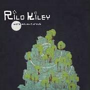 Il testo DOES HE LOVE YOU? dei RILO KILEY è presente anche nell'album More adventurous (2004)